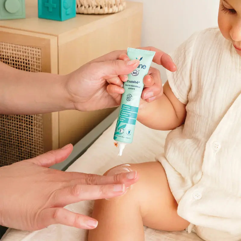 BIOLANE Cicabébé Certifié Biologique  Crème Réparatrice et Apaisante pour Bébé 40ml - Image 2