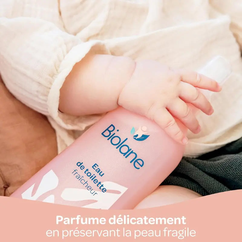 BIOLANE Eau de Toilette Bébé Fraîcheur 200ml Nouvelle Formule Mixte pour Fille et Garçon - Image 4