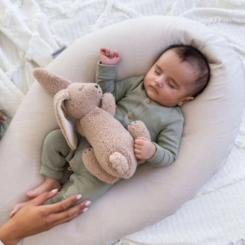 Doomoo coussin d'allaitement et de maternité Comfy Big Tetra – Almond - Image 2
