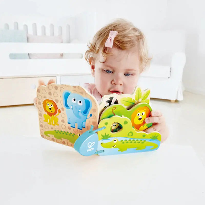 Livre pour bébés animaux sauvages Hape - Image 4